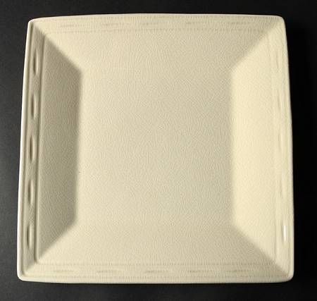 Sutton Dinner Plate by Simon Pearce