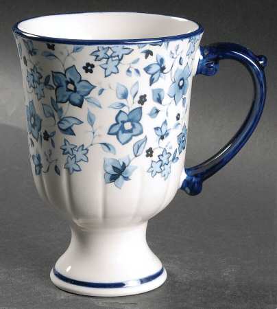 Blue Meadow (Scalloped) Pedestal Mug