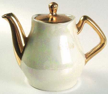 PEA10 Teapot & Lid