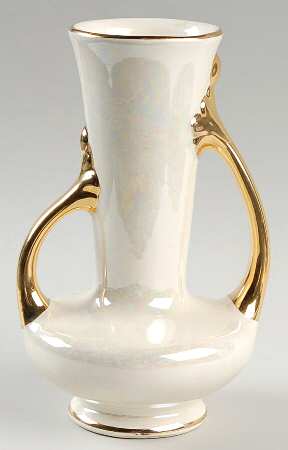 PEA10 7" Handled Vase