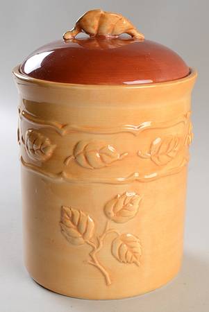 Duet (Honey Terra Cotta) 7" Storage Jar & Lid