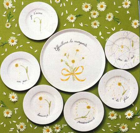 Marguerites by Porcelaine de Sologne