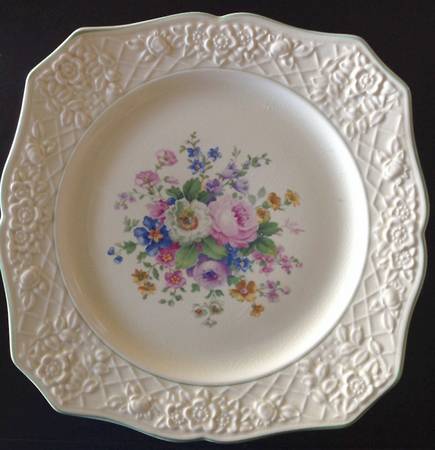 POP261 Dinner Plate
