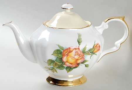 Six World Famous Roses (Newer) Teapot & Lid