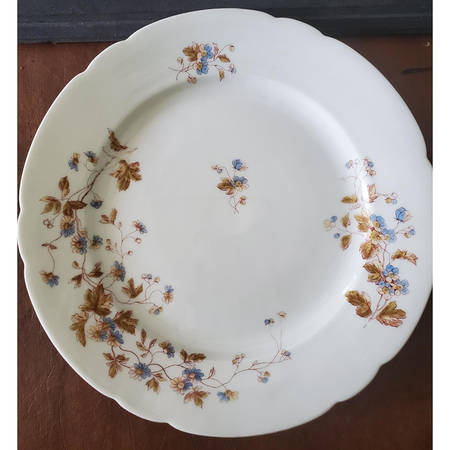 PHL40 Dinner Plate