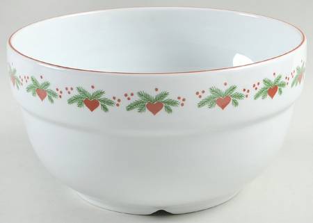 Hearts & Pines 9" Round Serving Bowl