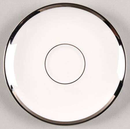 Platinum Necklace (Bracelet White) Saucer
