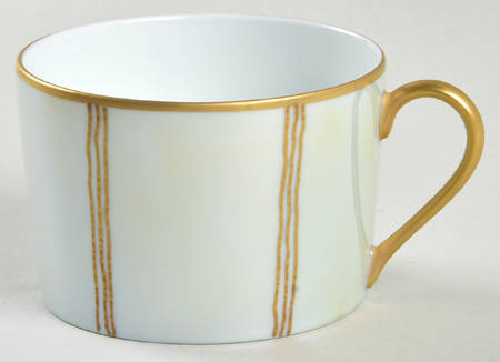 Illusions Amande (Almond) Flat Cup