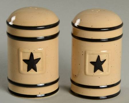Black Star Salt & Pepper Set