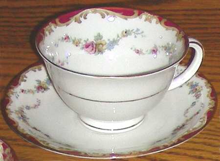 Glamis Footed Cup & Saucer Set