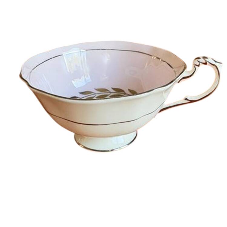 G6093 Footed Cup