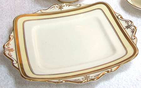 PAR156 Handled Cake Plate