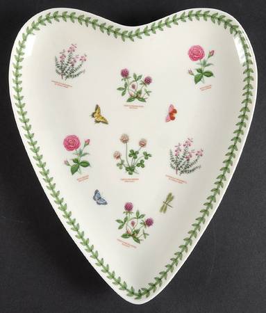 Botanic Garden Irish Flowers 10" Petal Dish