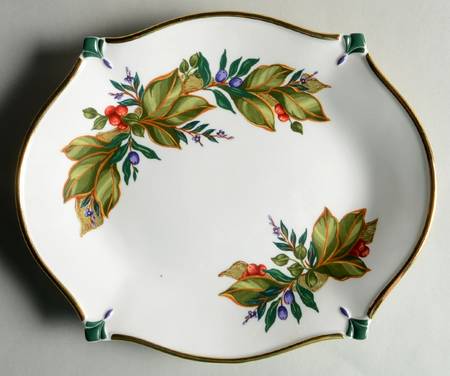 Winter Garden 9" Oval Tray