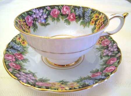 Old English Garden by Paragon
