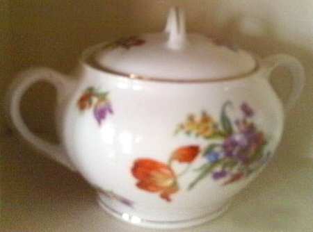 PUN120 Sugar Bowl & Lid