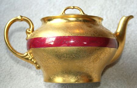 PIC130 Teapot & Lid