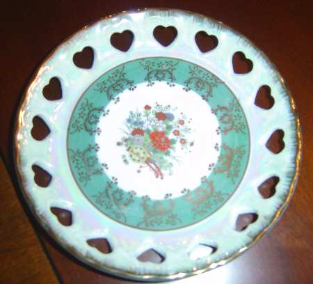 Heritage Blossom (Lusterware Gold Trim) Saucer