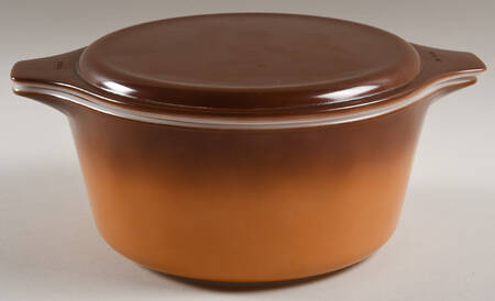 Old Orchard 1.5 Qt Round Covered Casserole