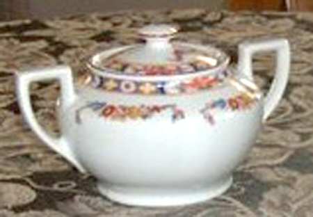 PHE48 Sugar Bowl & Lid