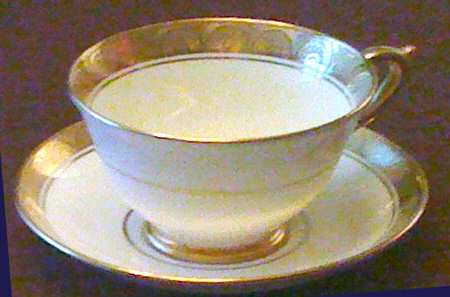 3589 Footed Cup & Saucer Set