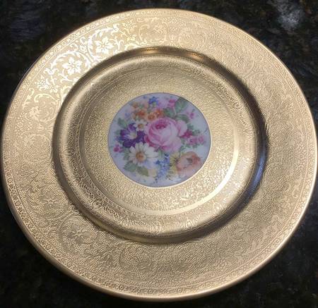 PIC136 Salad Plate