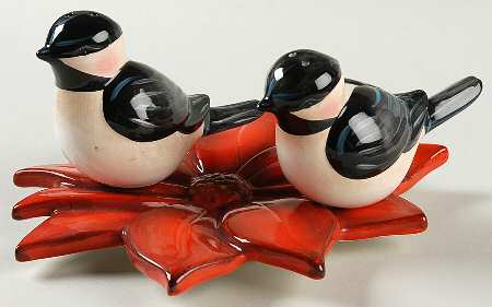 Woodlands Figural Salt and Pepper Tray Set