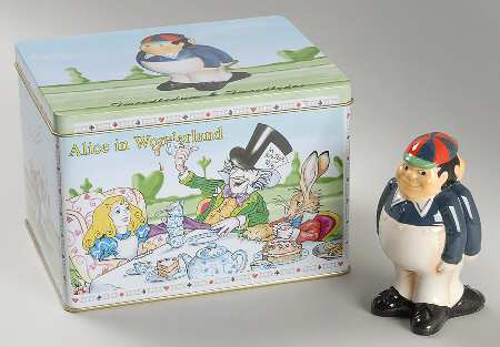 Alice in Wonderland's Cafe Figurine in Gift Tin