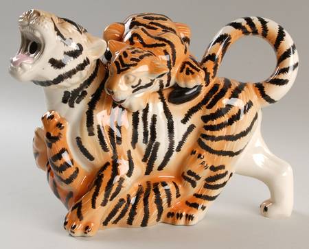 Tiger Mini Figural Teapot & Lid