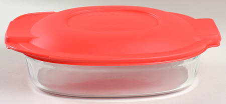 Originals Clear 2 Qt Oval Casserole & Plastic Lid