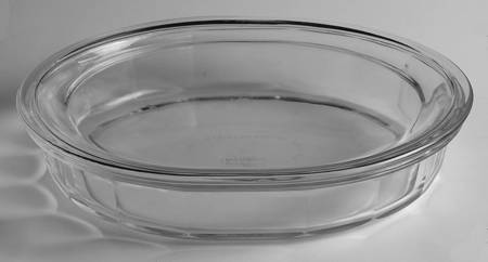 Originals Clear 2.5 Quart Oval Covered Casserole