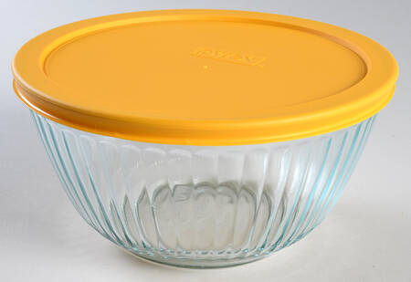 Sculptured Clear 7" Round Vegetable with Plastic Lid