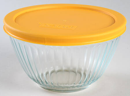 Sculptured Clear 5" Round Vegetable Bowl w/Plastic Lid by Pyrex