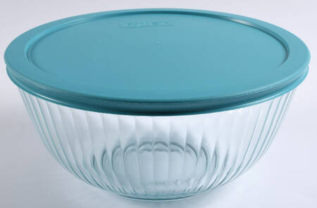 Sculptured Clear 8" Round Vegetable with Plastic Lid