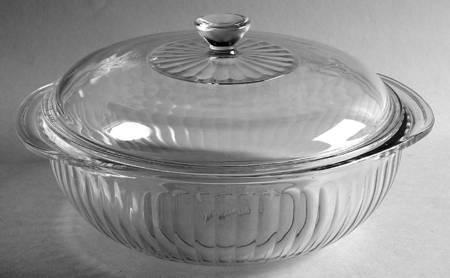 Sculptured Clear 2 Qt Round Covered Casserole by Pyrex
