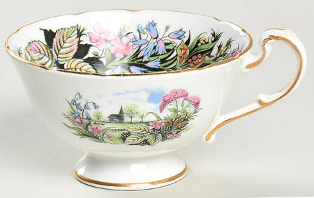 Seasonal Greetings Footed Cup