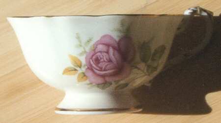 A3423-1 Footed Cup