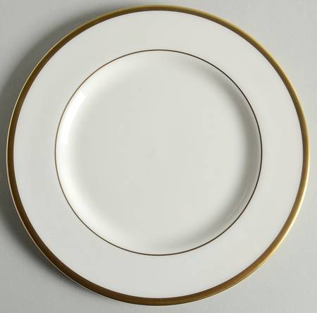 Signature (Gold Trim, No Monogram, Ivory) Salad Plate