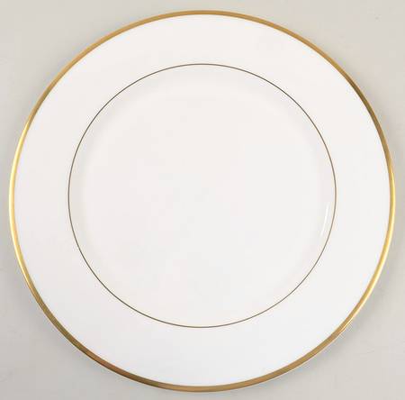 Signature (Gold Trim, No Monogram, Ivory) Service Plate (Charger)