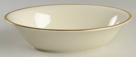 Signature (Gold Trim, No Monogram, Ivory) 9" Oval Vegetable Bowl