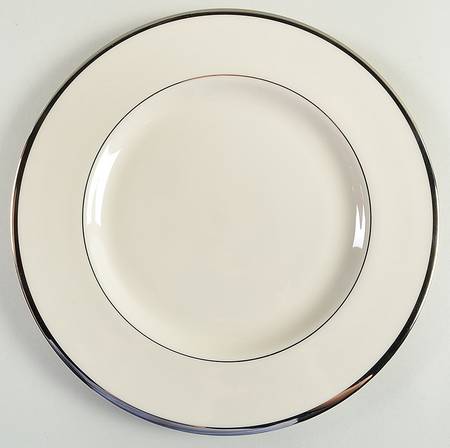 Signature (Platinum Trim, No Monograms, White Body Large Dinner Plate