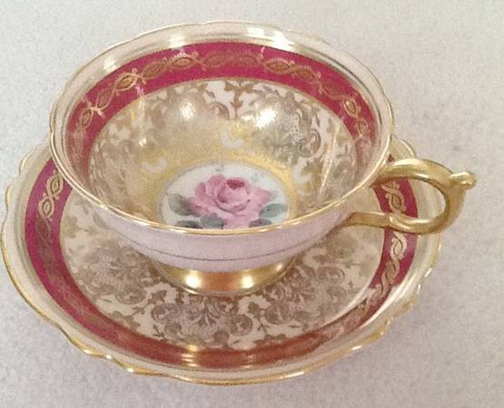 A1167 Footed Cup & Saucer Set