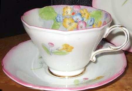 PAR170 Footed Cup & Saucer Set