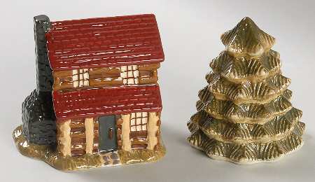 Log Cabin Figural Salt & Pepper Set
