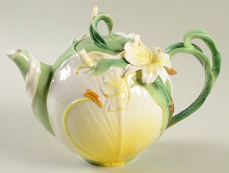 Ginger Lily Teapot & Lid