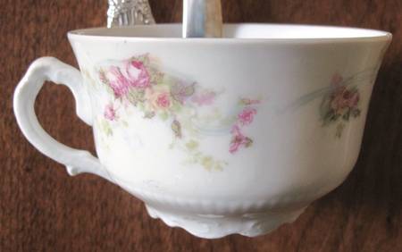 1731 Footed Cup
