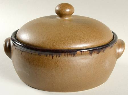 Molasses Round Covered Baker