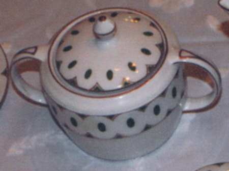 PIR176 Sugar Bowl & Lid