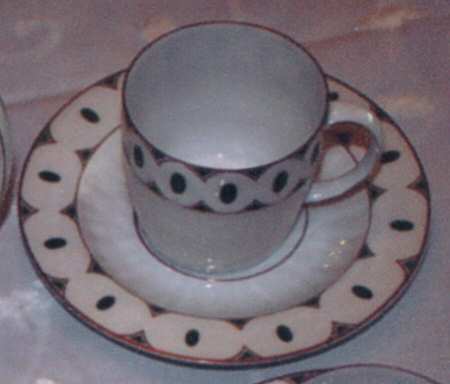 PIR176 Footed Cup & Saucer Set