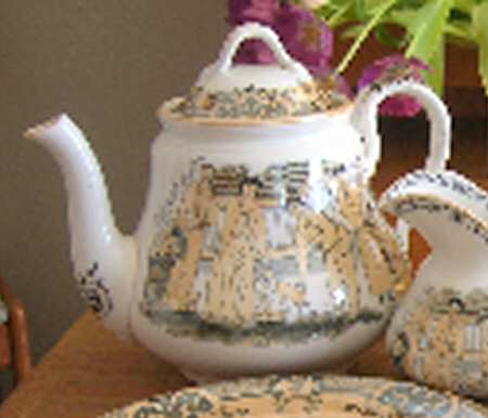 Sana Teapot & Lid